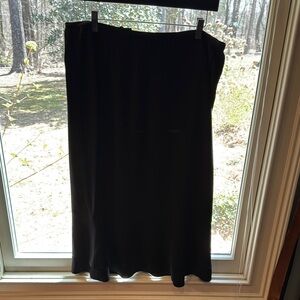Elegant Black Women's Skirt